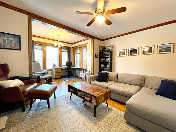 3rd image of 2261 N Kedzie Blvd APT 2