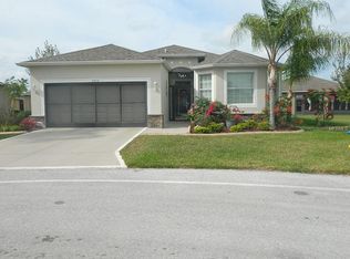 9915 Gap Wedge Dr, San Antonio, FL 33576