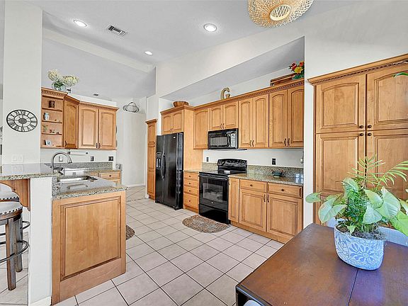 4th image of 6030 Swans Way