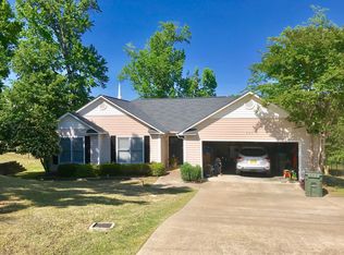 665 Hazelwood Ct, Auburn, AL 36830