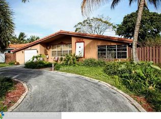 830 SE 2nd Ave, Pompano Beach, FL 33060