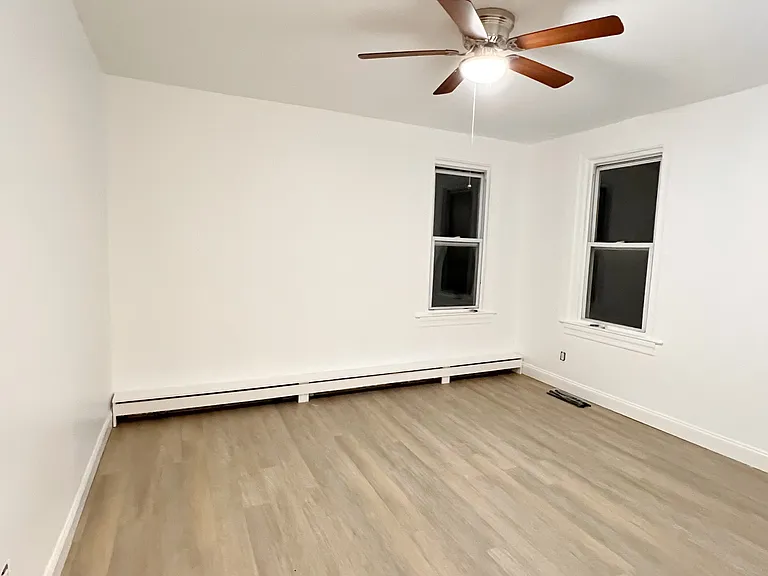 6 White Stone Pl #1 — Photo 6