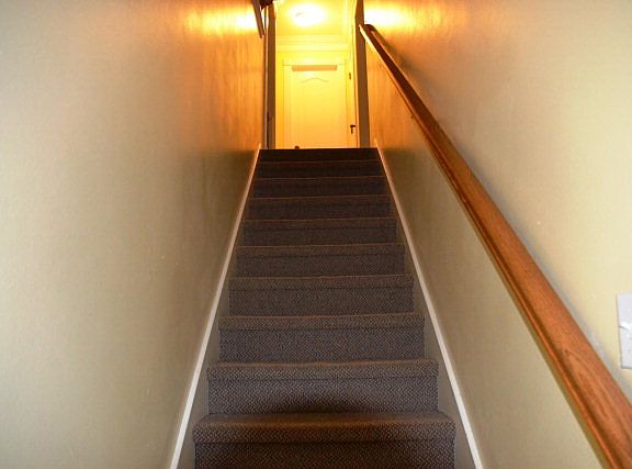 5th image of 2622 Leslie St #3
