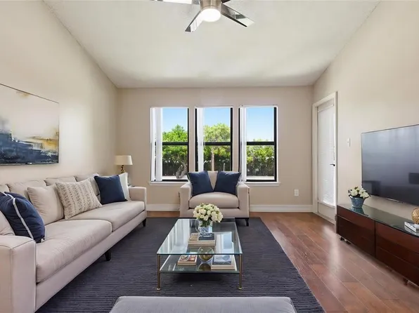 4037 Crockers Lake Blvd #25, Sarasota, FL 34238