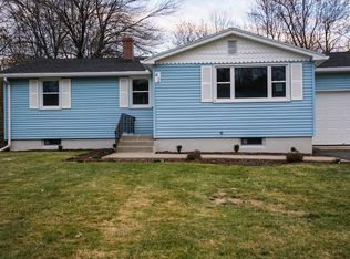 42 Bray Park Dr, Holyoke, MA 01040