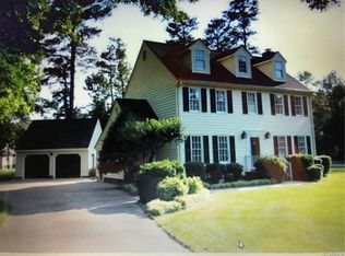 101 Old Brickhouse Ln, Colonial Heights, VA 23834