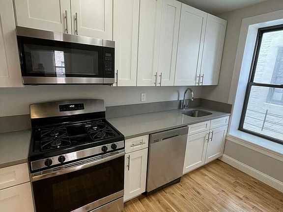 3rd image of 1105 Nostrand Ave #C3