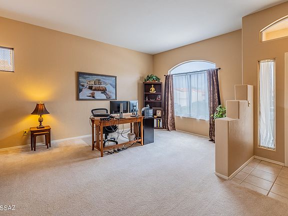 2nd image of 705 N Northern Vista Pl