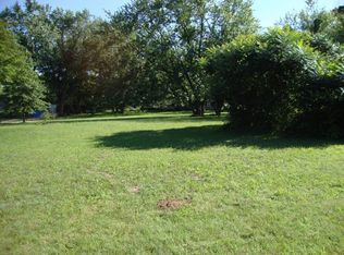 3095 Evergreen Ln, Benton Harbor, MI 49022