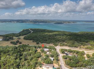 106 Wray St, Canyon Lake, TX 78133