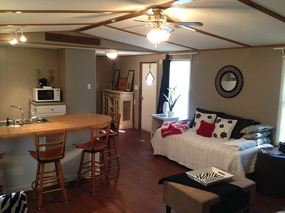 4th image of 18024 Sunbird Dr