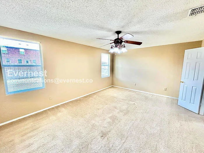 3422 Lipizzan Dr — Photo 10