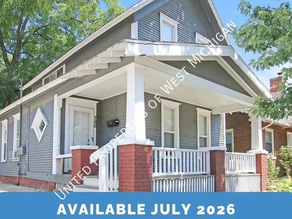 749 Chatham St NW, Grand Rapids, MI 49504