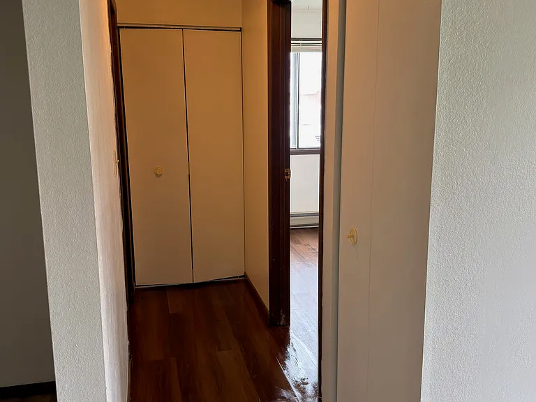509 S Railroad Ave #1 — Photo 5