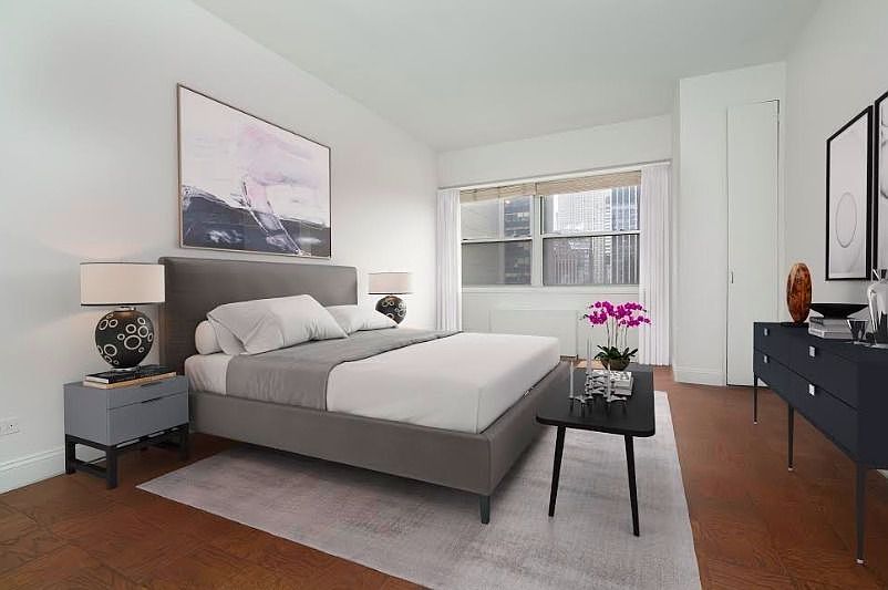 1st image of 58 W 58th St APT 28F