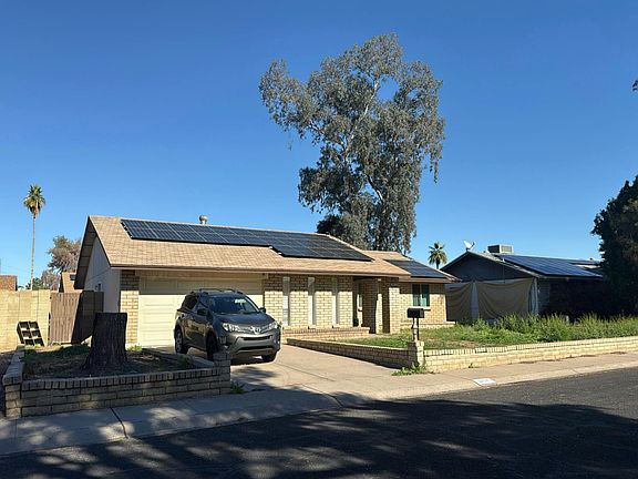 3rd image of 2634 W Wood Dr