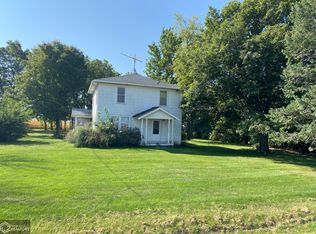 2090 200th St, Mount Pleasant, IA 52641