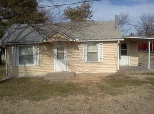 920 Laing St, Osage City, KS 66523