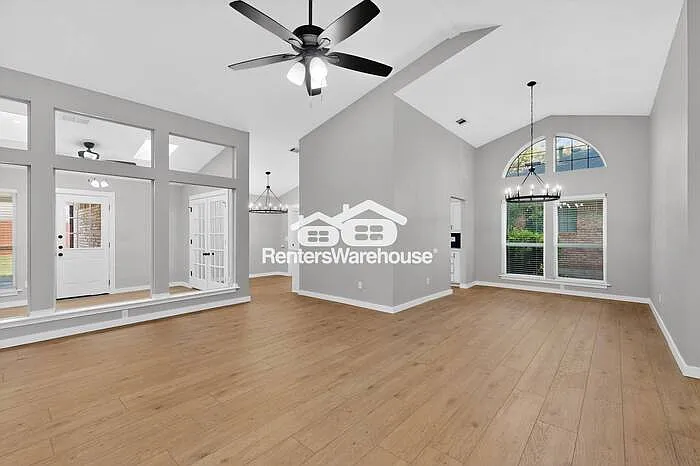 803 Sandy Creek Dr — Photo 8