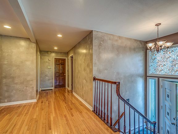 4th image of 4080 Mercun Dr