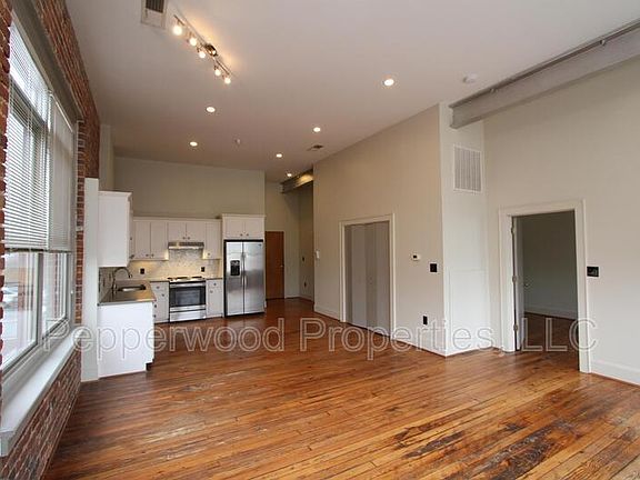 2nd image of 149 S Daniel Morgan Ave APT D