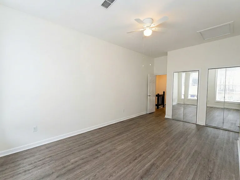 235 King St #1 — Photo 18