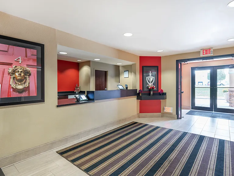 Lobby and Guest Check-in