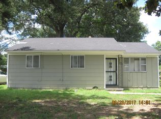 370 Elder Rd, Memphis, TN 38109