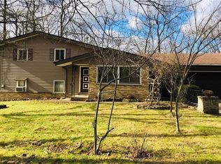 281 Starr Line Dr, Tallmadge, OH