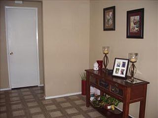 4th image of 3062 Rosemont Dr