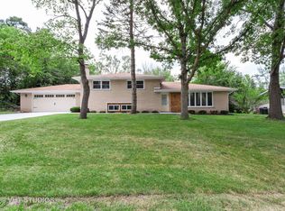8854 W 99th Pl, Palos Hills, IL 60465