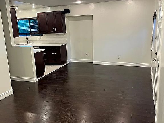 2nd image of 7423 Alabama Ave