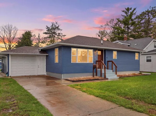 2432 STANLEY STREET, Stevens Point, WI 54481