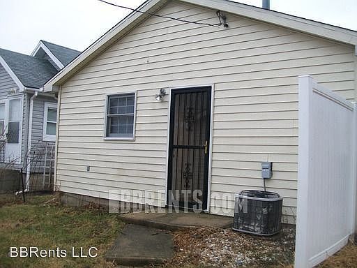 2nd image of 1242 Western Ave