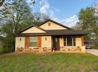 206 Gatrix Ave, Cleburne, TX 76033