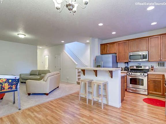5th image of 3051 SE Kingswood Ave