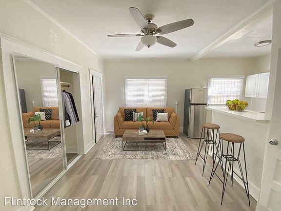 3rd image of 2845 San Marino St #10597760