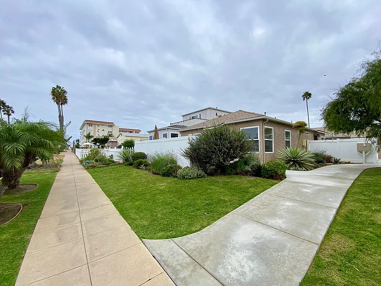 4832 Pescadero Ave — Photo 28
