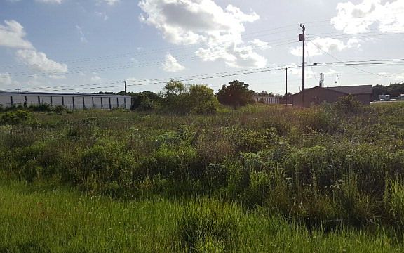 3rd image of 78 Saint Charles Loop W