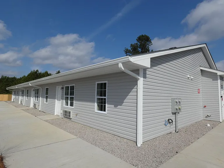 2115 Sapphire Rd — Photo 23