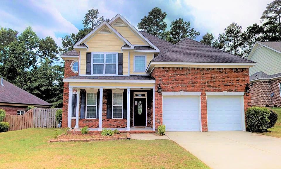 1st image of 932 Woody Hill Cir