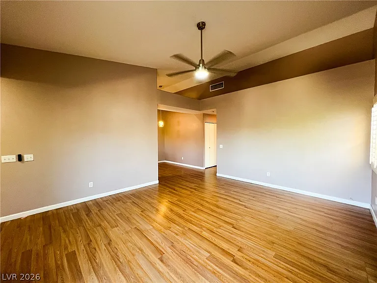 2100 Quarry Ridge St #207 — Photo 27