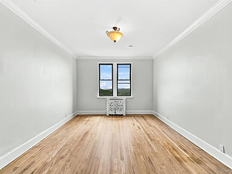 11 Alden Rd #5L — Photo 11