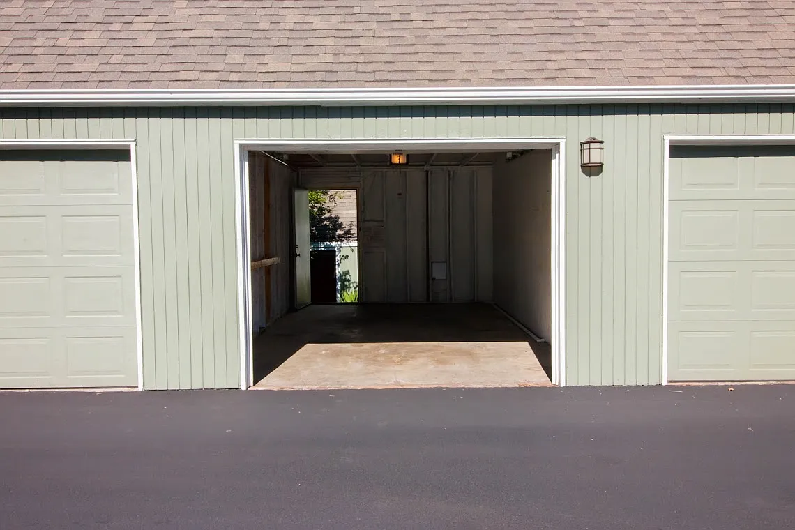 Columbia Crest Townhomes — Photo 4