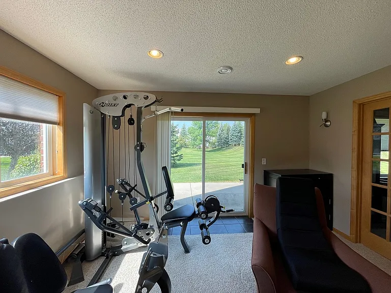 20579 Hampshire Way — Photo 17