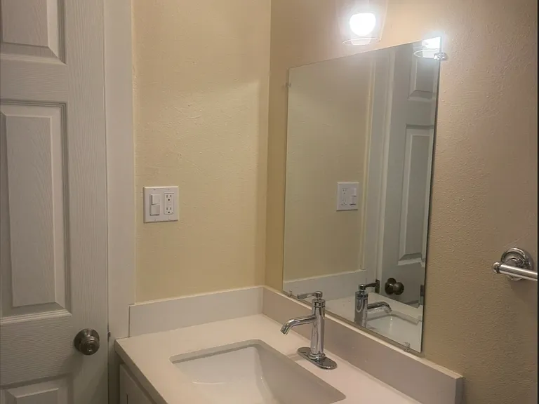 2625 El Parque Cir #C — Photo 6
