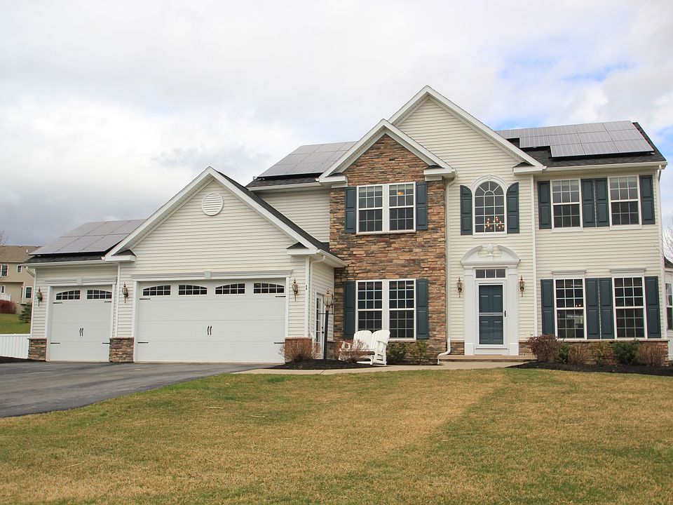 1st image of 1 Corby Ct
