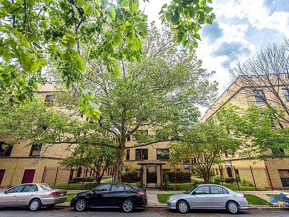 2nd image of 5464-76 S Harper Ave #5476-2A