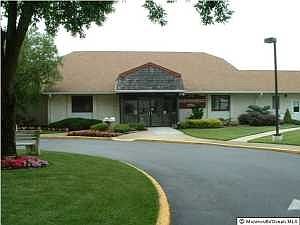2nd image of 7 Moccasin Ct