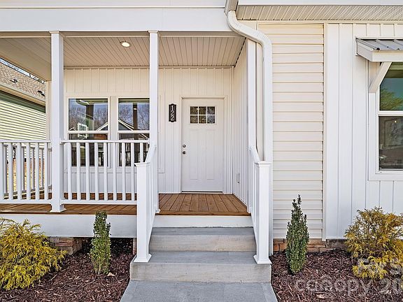 3rd image of 122 Bellamy Rd